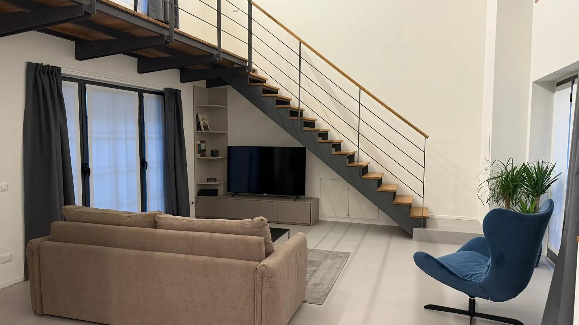 Luxury House In Milano Pietrasanta 130 Mq Apartment 0*, Milan Italy