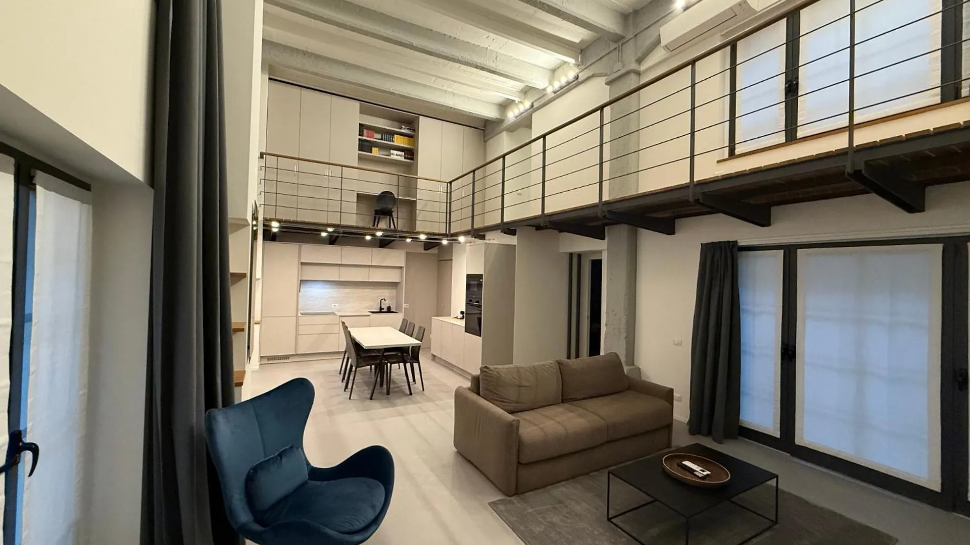 Luxury House In Milano Pietrasanta 130 Mq Apartment